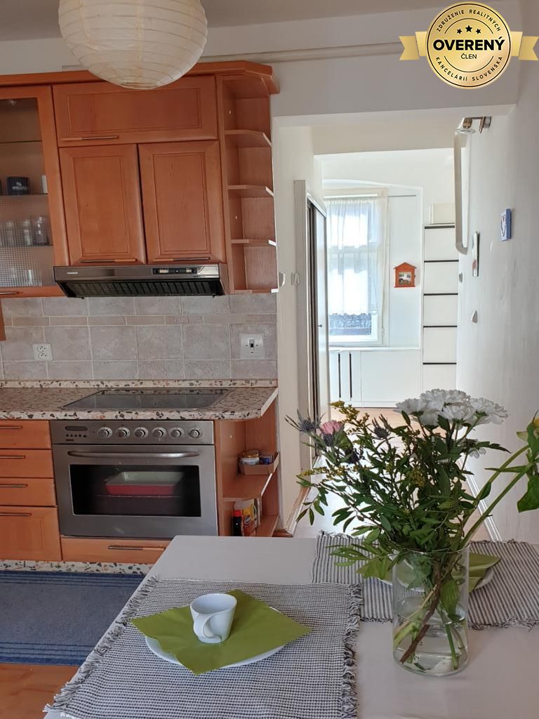 Praktický byt v širšom centre neďaleko Trnavského Mýta. Mestská ul. – foto 3