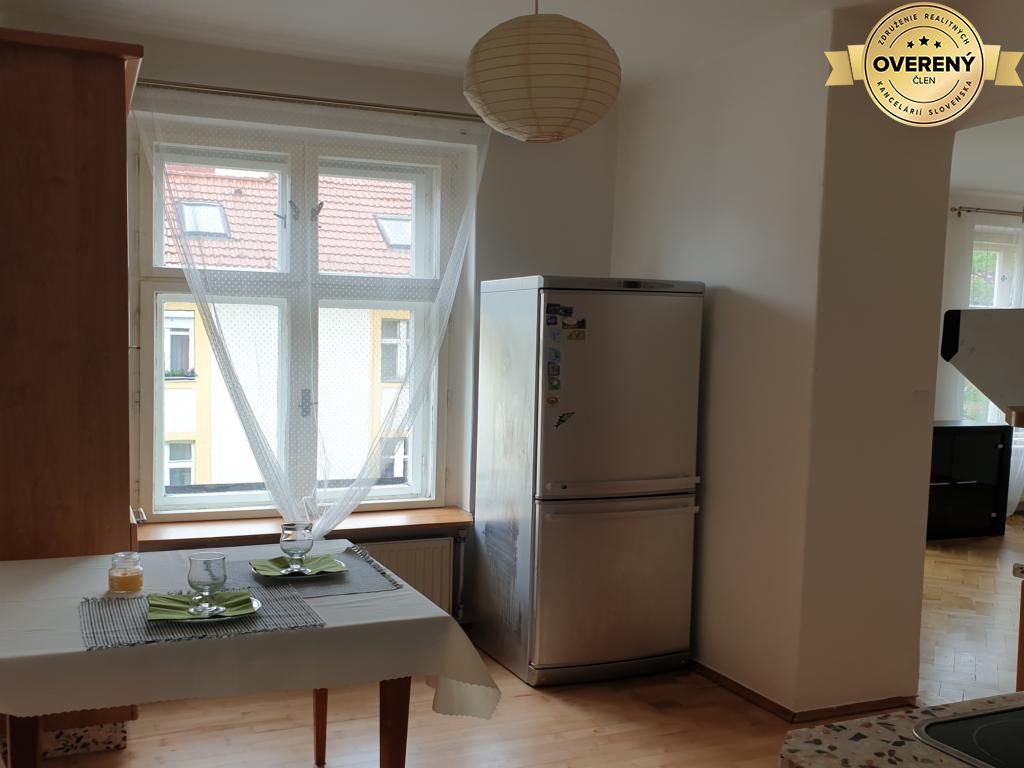 Praktický byt v širšom centre neďaleko Trnavského Mýta. Mestská ul. – foto 6