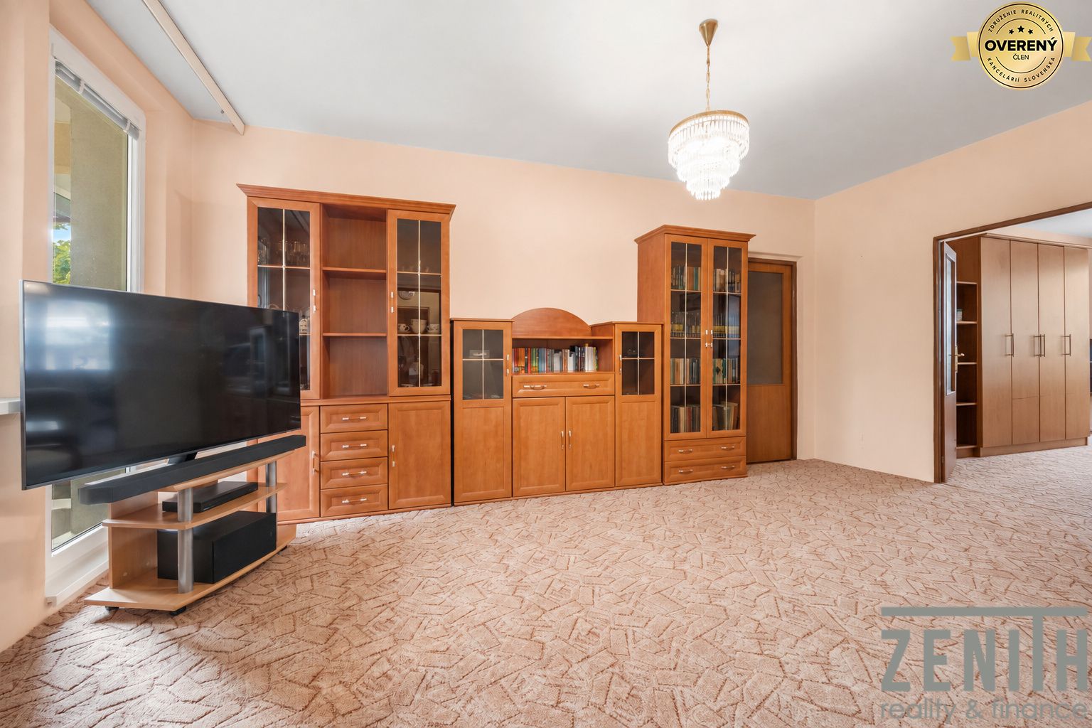 Na predaj 4‑izbový byt s veľkou loggiou, Karlova Ves – Fadruszova ul – foto 5