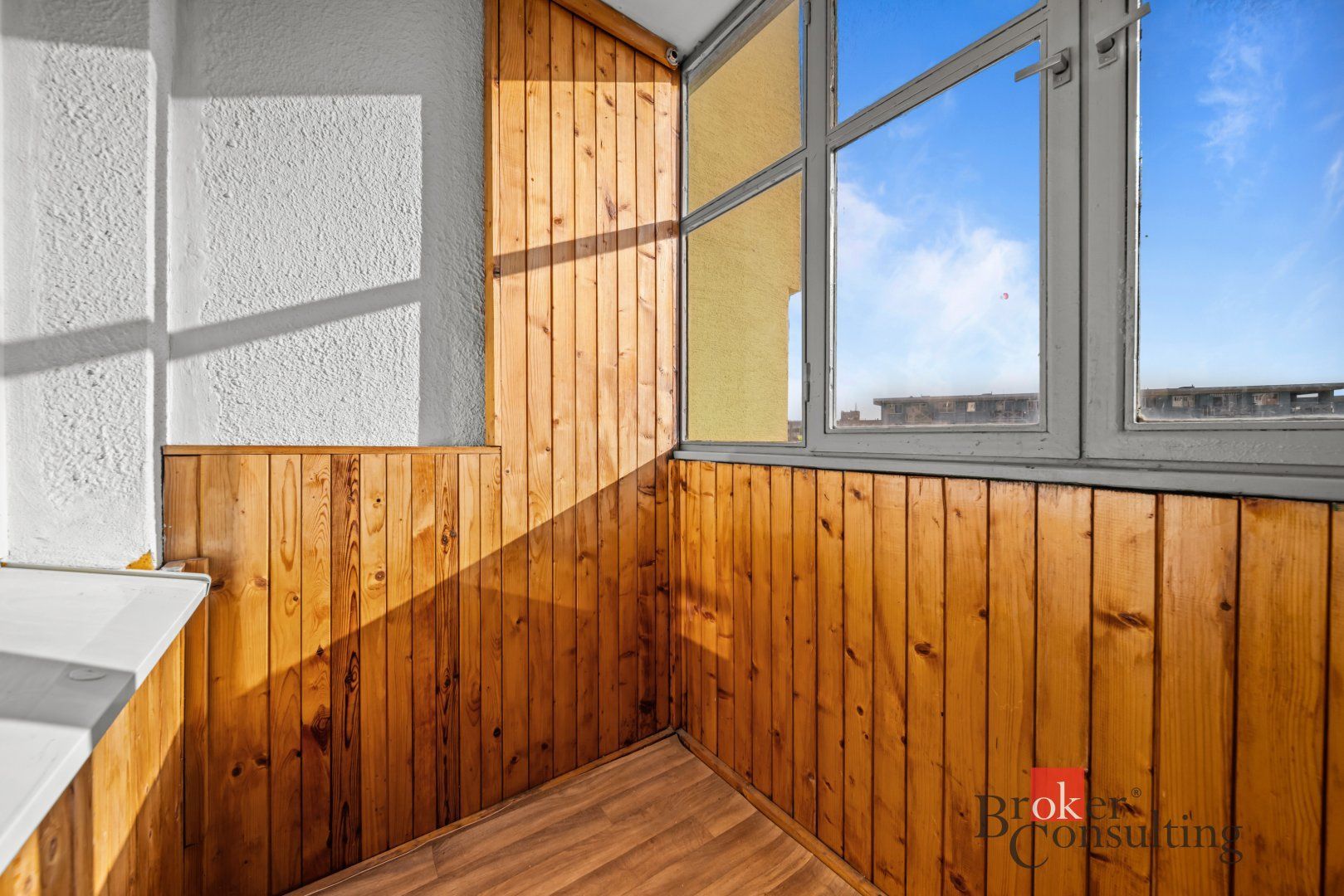 Slnečný 2‑izbový byt s balkónom aj lodžiou - kolískova ul. – foto 10