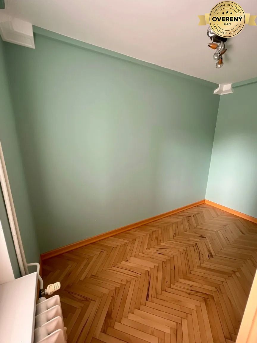 I Na predaj 2‑i byt s veľkou loggiou v Ružinove – Trávniky – foto 8