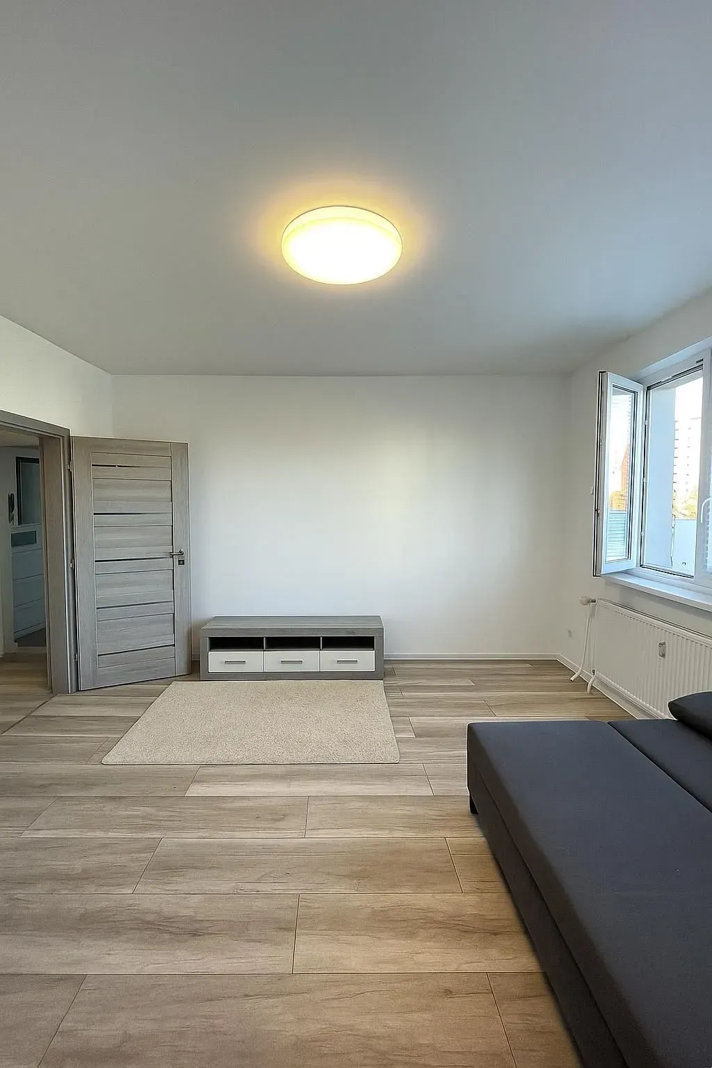Prenájom zariadeného 2‑izbového bytu Bratislava II – foto 2