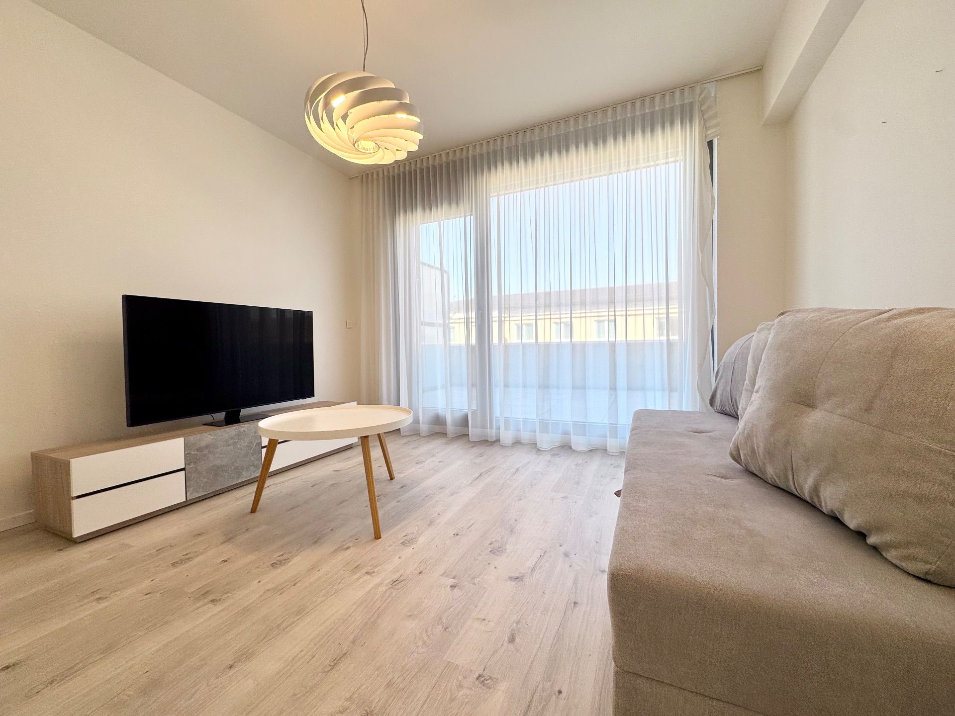 I PRENÁJOM - Luxusný 3‑izb. byt s terasou, projekt Bezručova – foto 5