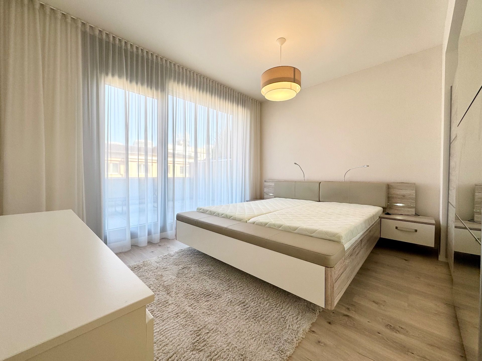 I PRENÁJOM - Luxusný 3‑izb. byt s terasou, projekt Bezručova – foto 9
