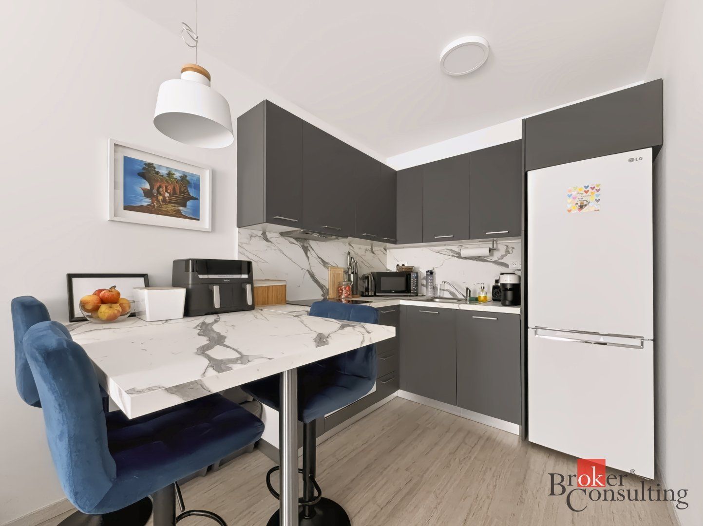 Moderný 2i byt s balkónom a garážou v NUPPU – foto 5