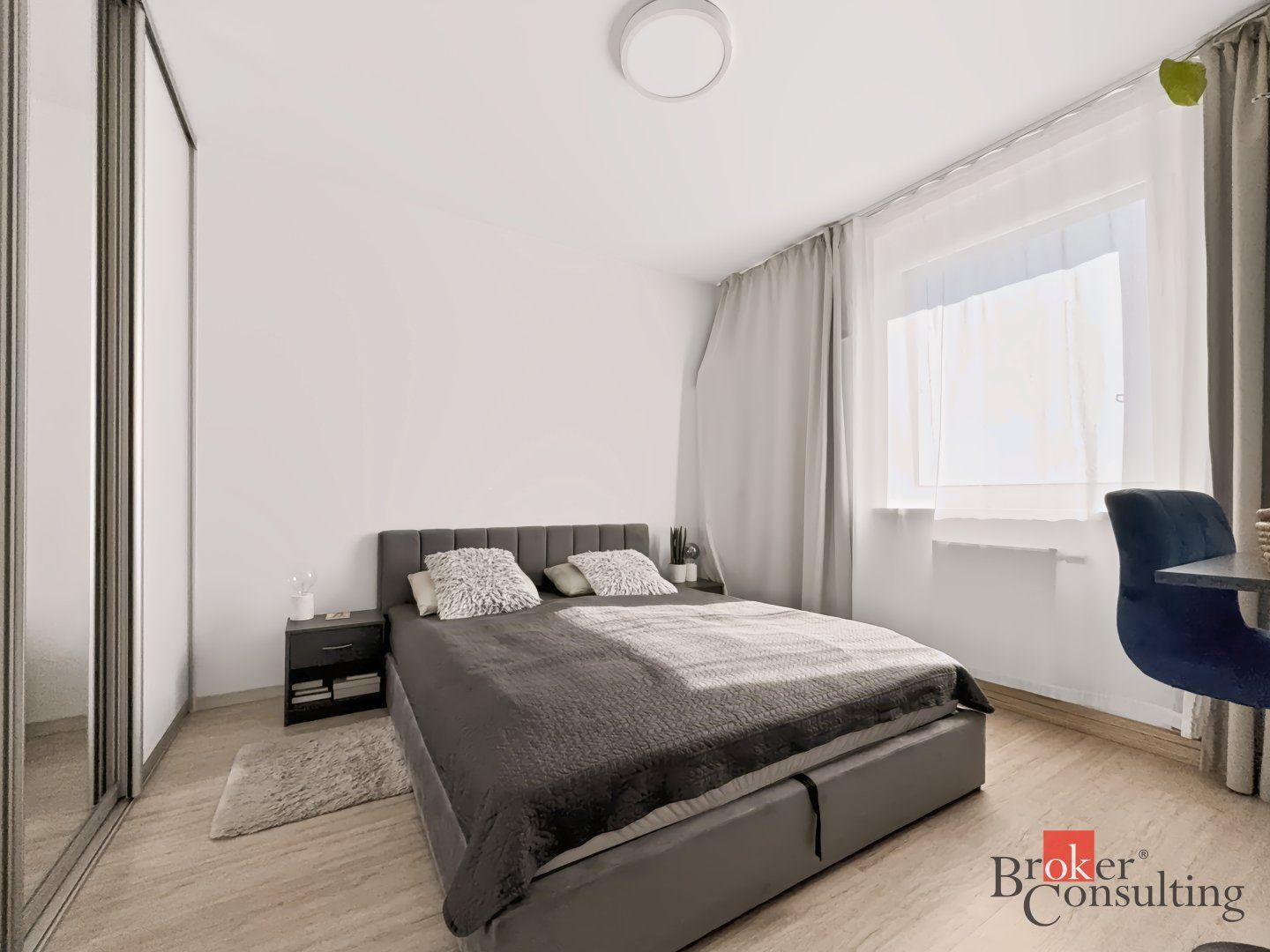 Moderný 2i byt s balkónom a garážou v NUPPU – foto 8