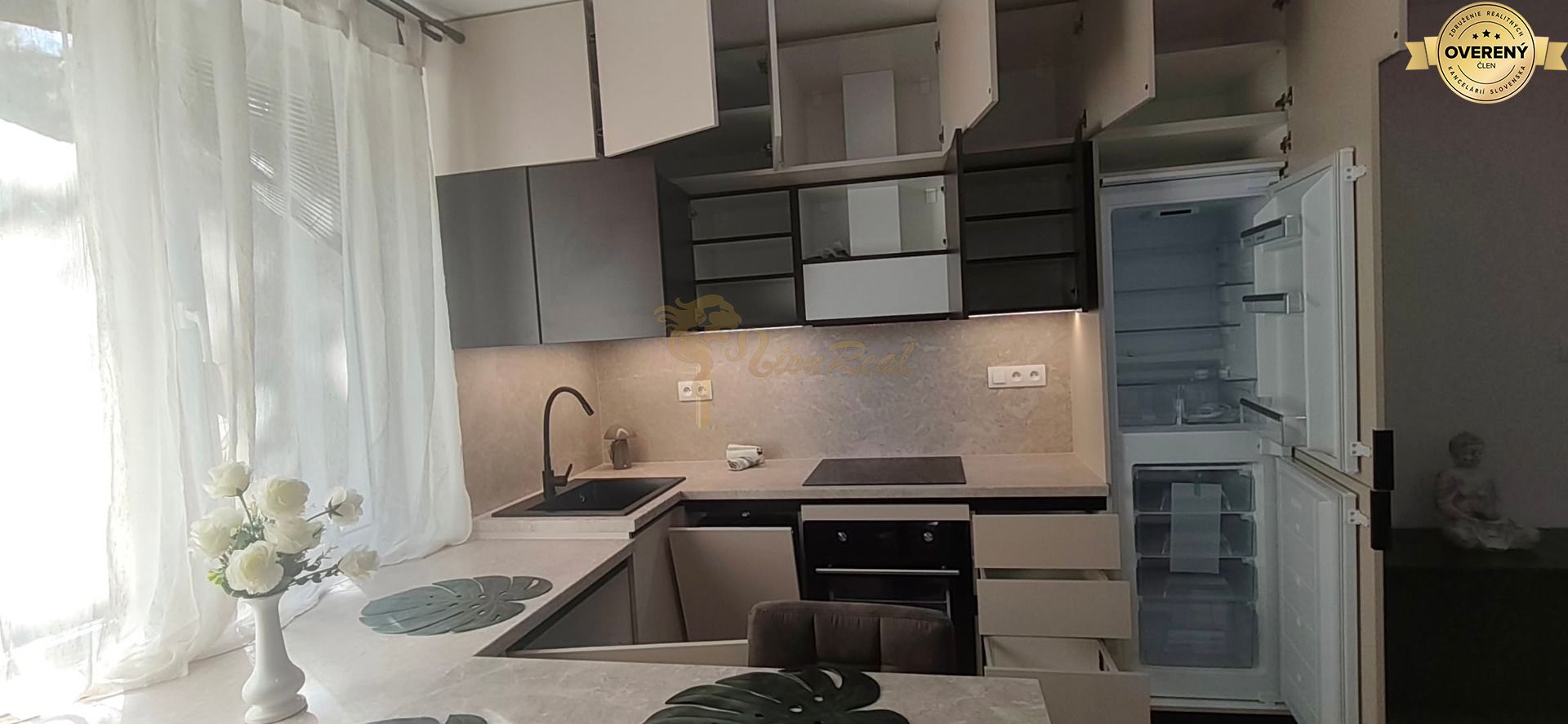 3‑izb. byt, Sečovská ul., Ružinov, 2 p./3, balkón, tehlov dom – foto 3