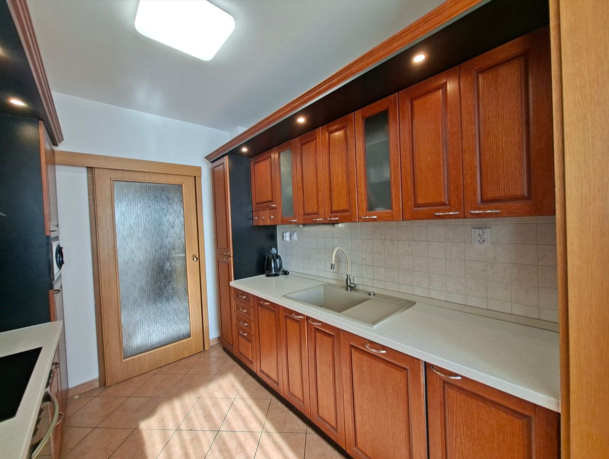 Zariadený 4 izbový byt na ulici Vajnorská v Bratislave – foto 8