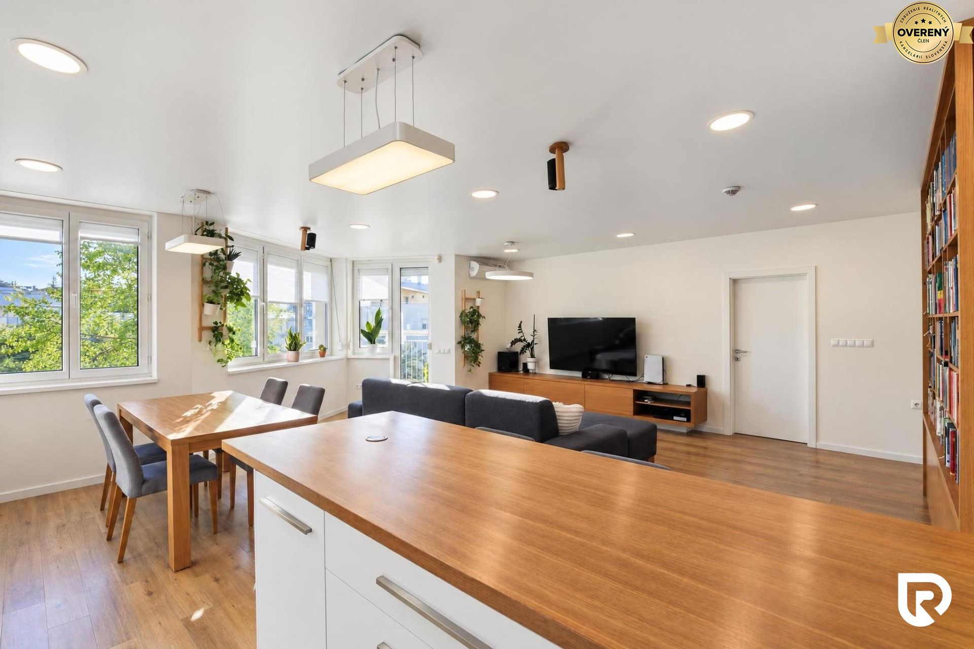 Komplet zrekonštruovaný 3i byt na Slávičom údolí s parkovaním | 115m² – foto 5