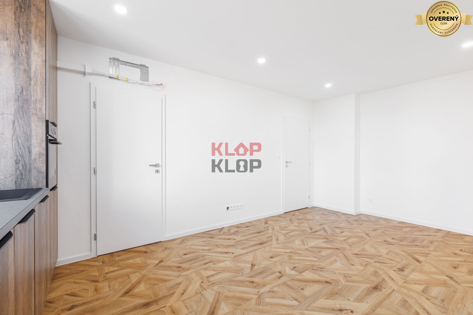 Pozrite si nový 2 i byt po čerstvej rekonštrukcii, klimatizácia – foto 6