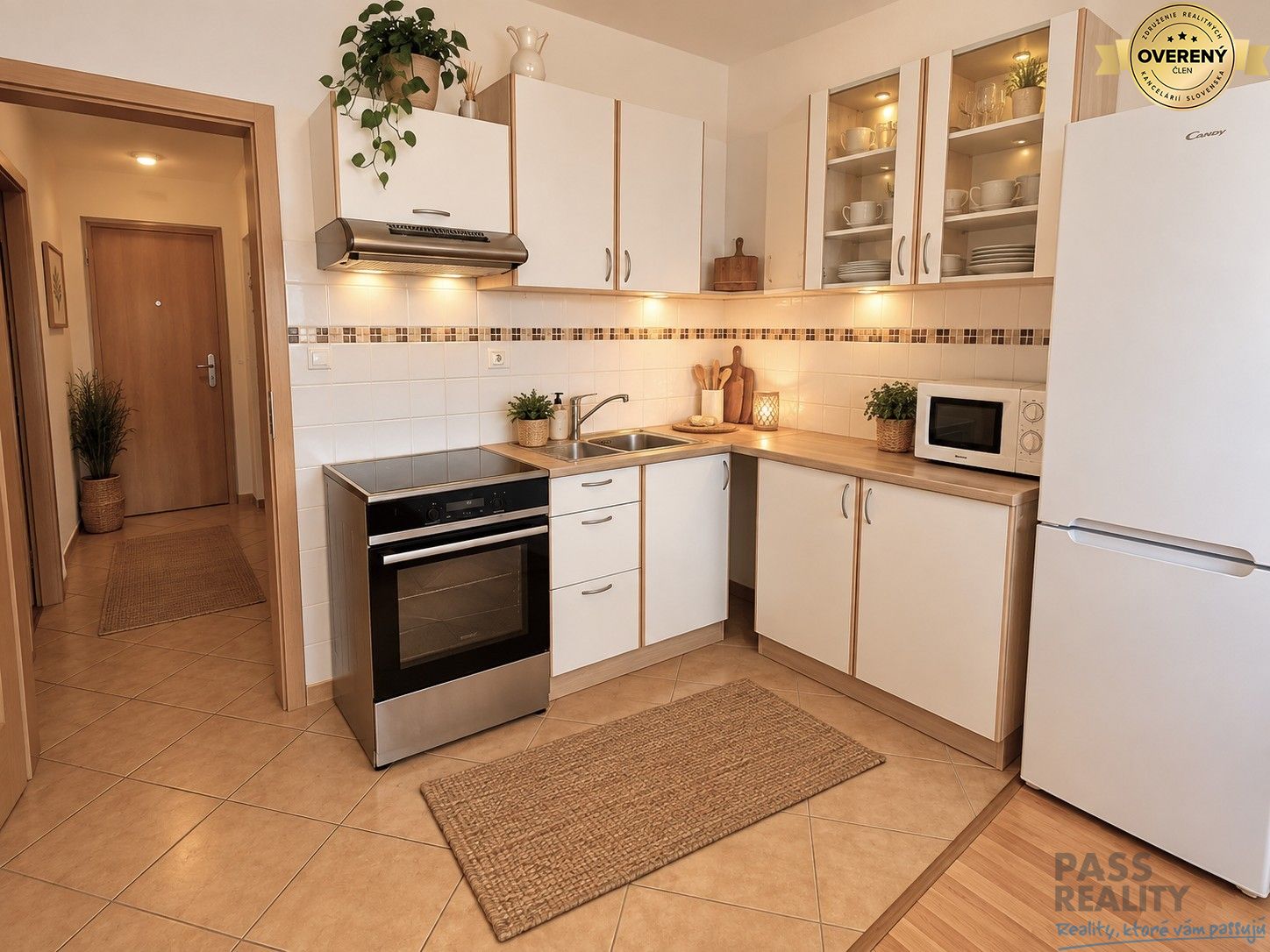 BEZ PROVÍZIE-Prenájom 2i (55,24 m2),10/13,LOGGIA,GARÁŽ, Jégeho, BA II – foto 2