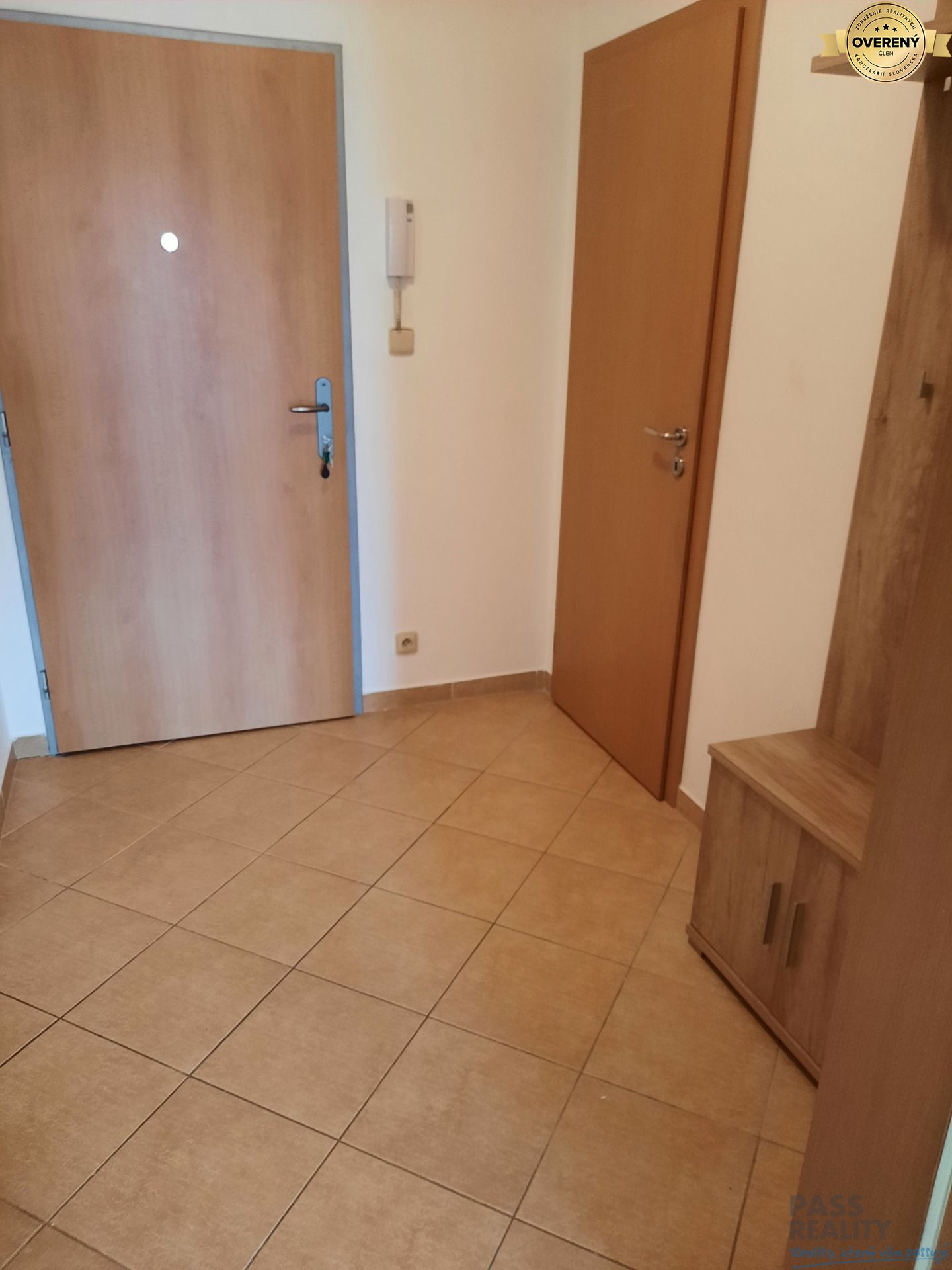 BEZ PROVÍZIE-Prenájom 2i (55,24 m2),10/13,LOGGIA,GARÁŽ, Jégeho, BA II – foto 8