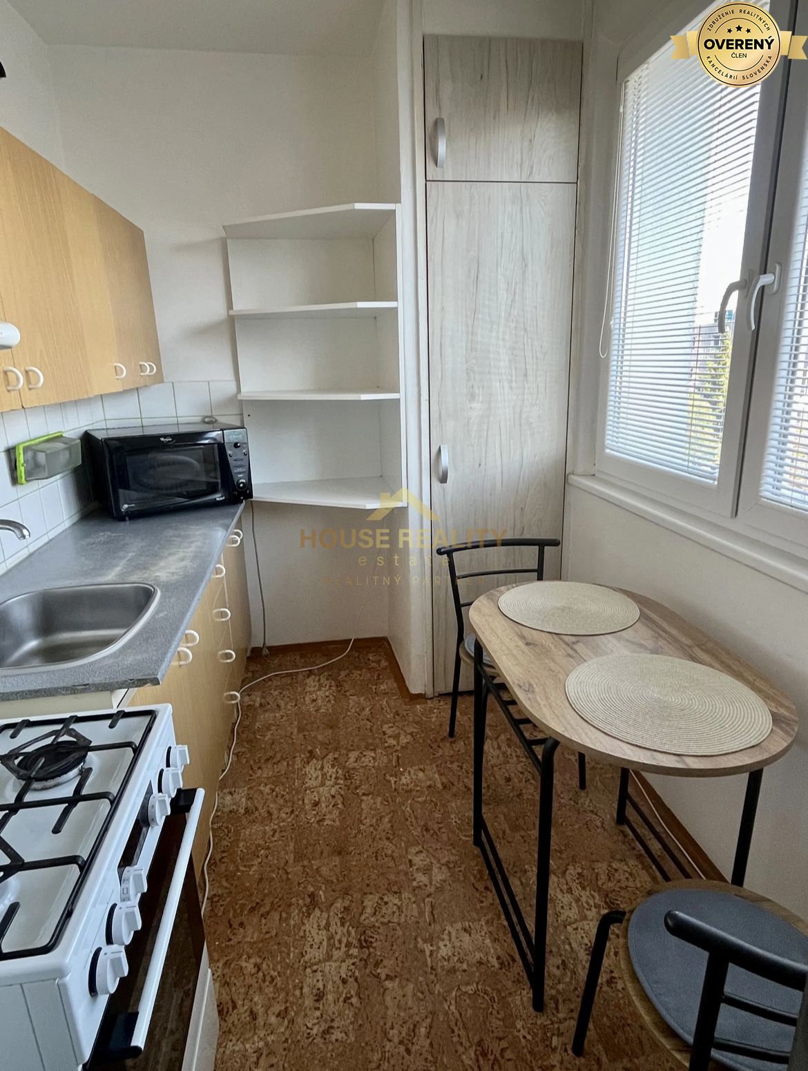 Prenájom pekný 2 izbový byt, A. Gwerkovej, Bratislava V. Petržalka – foto 4