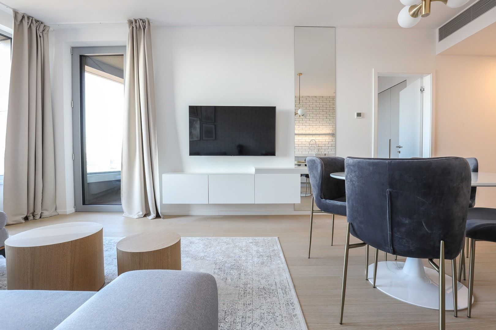 I PREDAJ - Západný 2‑i. byt, veža 2, výhľad na hrad, SKY PARK – foto 5