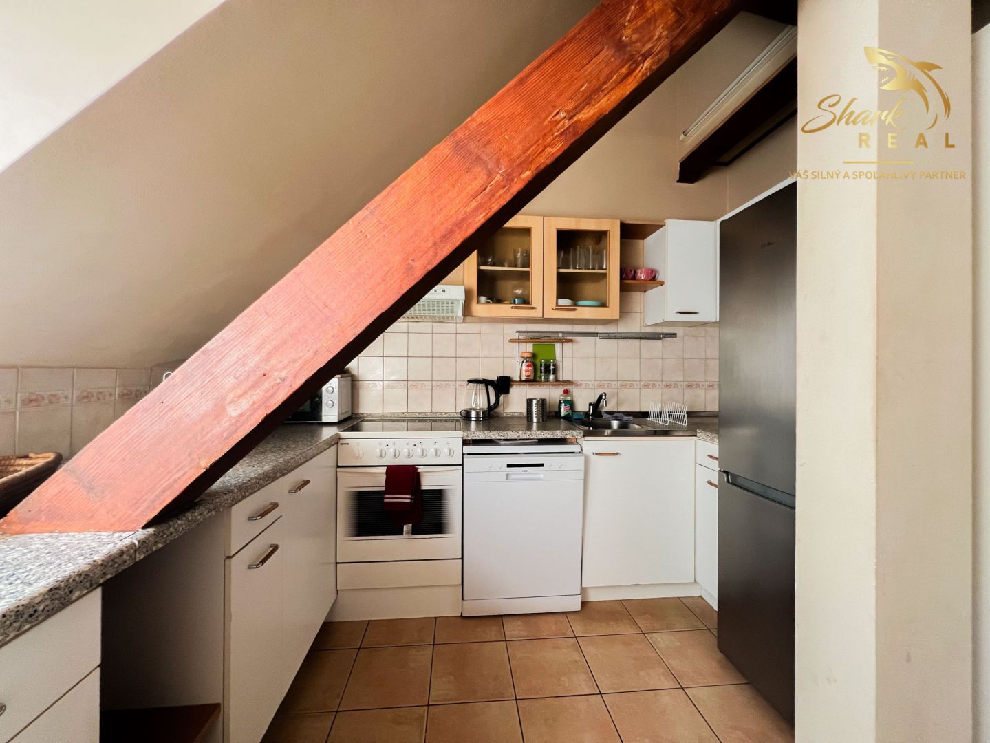 160 m² v podkroví | Absolútne centrum | Grosslingo – foto 5
