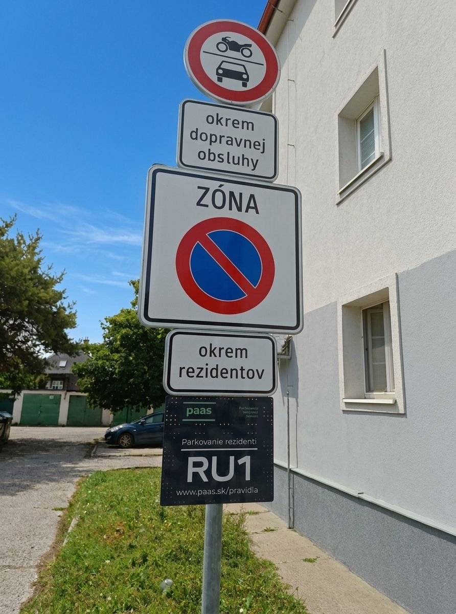 Priestranný 2 izbový byt v Širšom centre s rez. parkovaním – foto 2