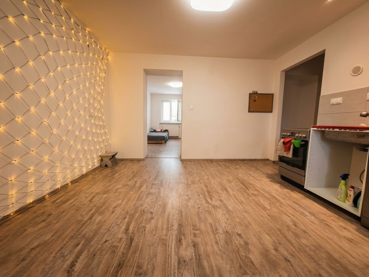 Priestranný 2 izbový byt v Širšom centre s rez. parkovaním – foto 9