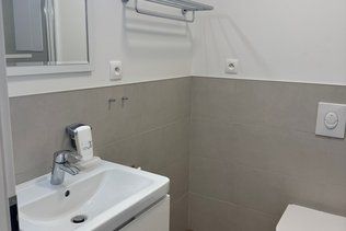 Na predaj 2‑izb. jedinečný rohový apartmán v novostavbe ul. Žilinska – foto 3