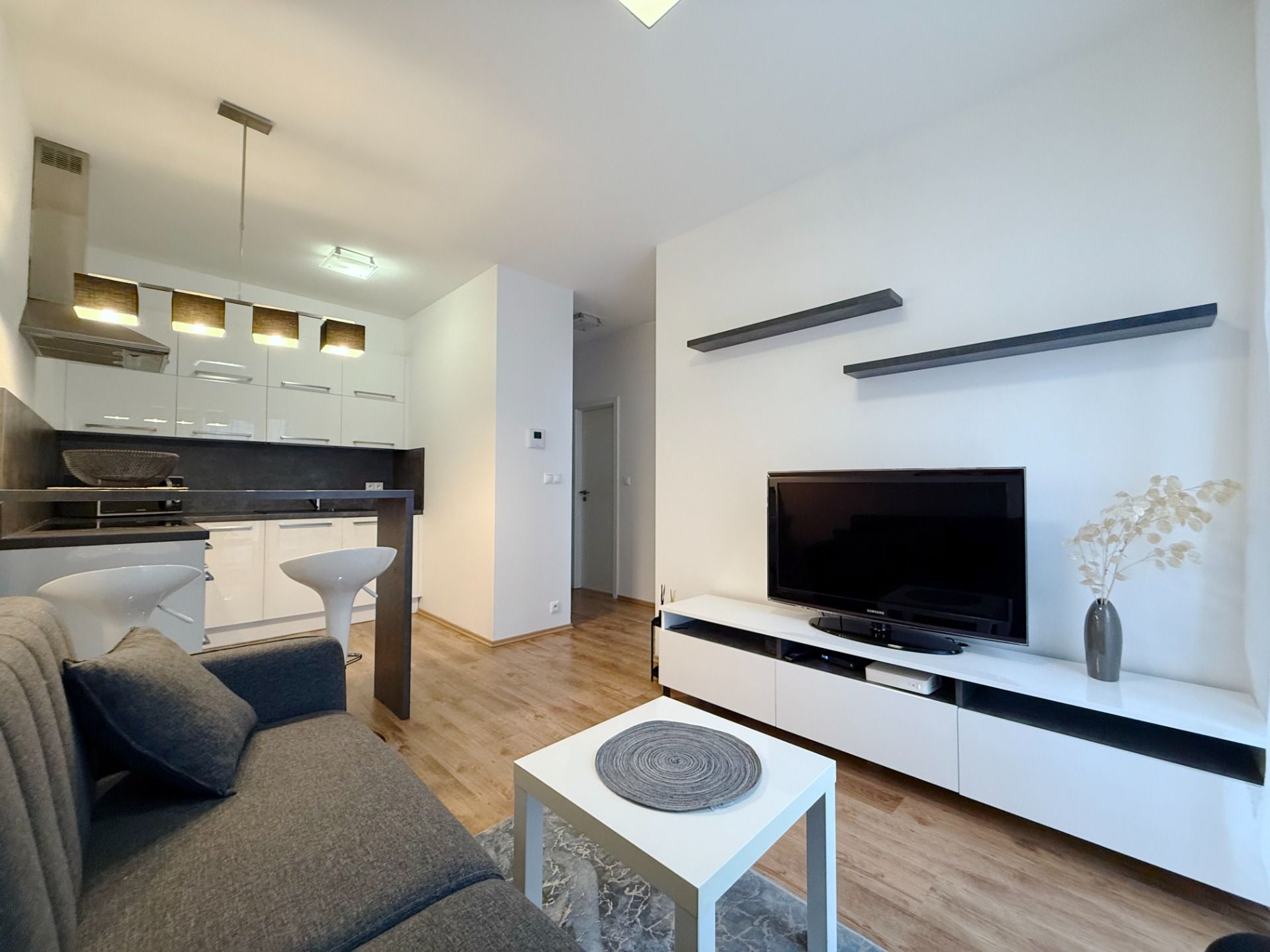 Útulný 2 izbový byt pri pešej zóne, Suché Mýto – foto 3