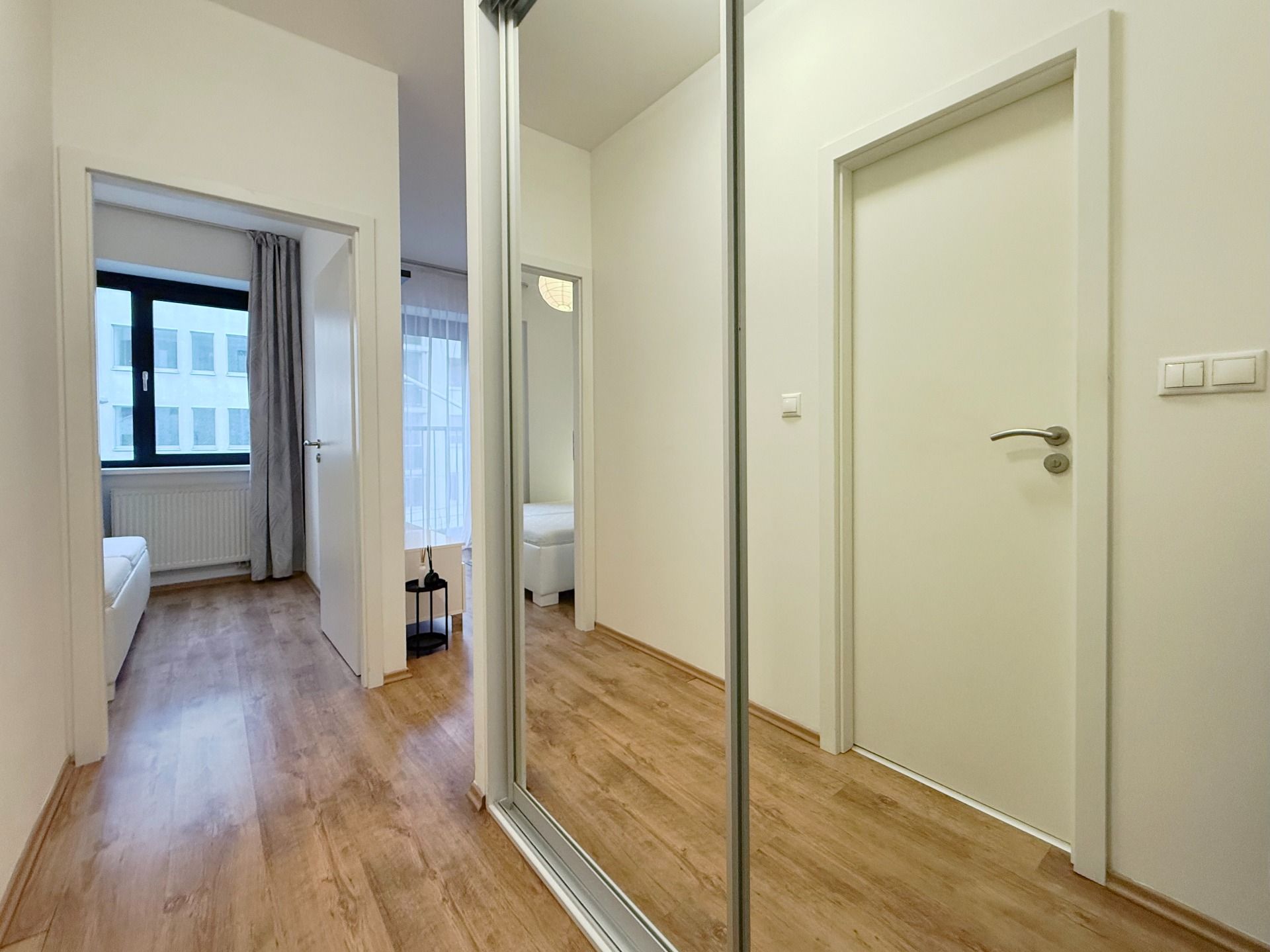 Útulný 2 izbový byt pri pešej zóne, Suché Mýto – foto 8