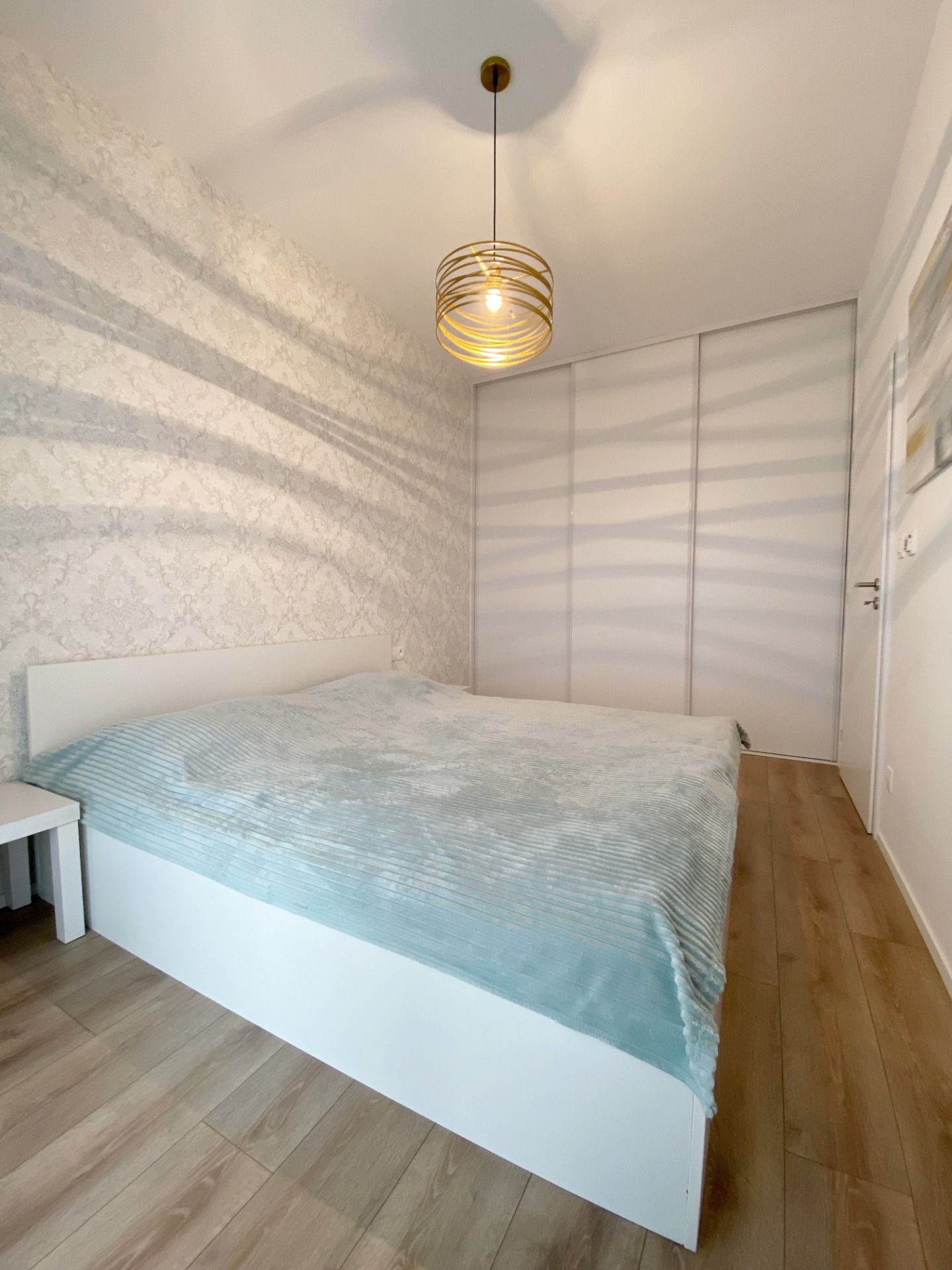Moderný 2‑izbový byt s terasou a parkovaním – foto 7