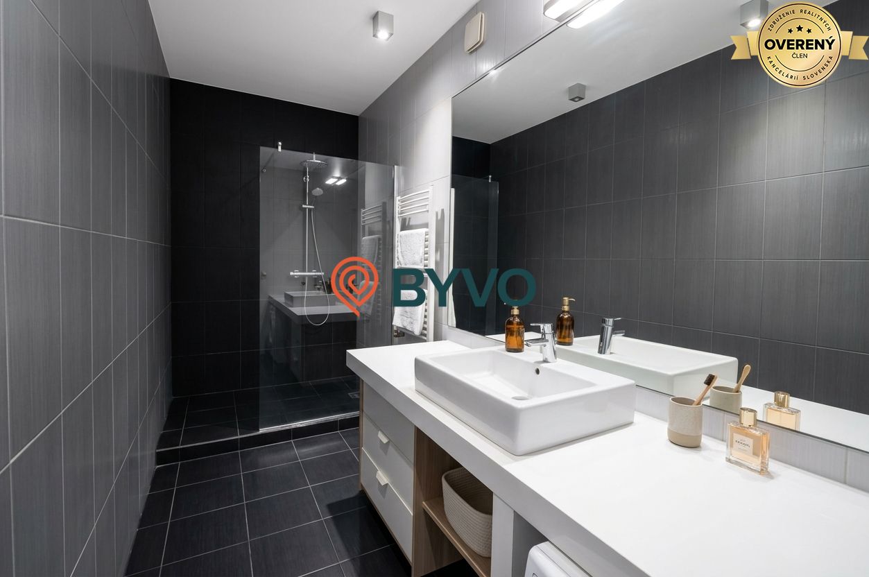 65m² 3‑izbový byt s balkónom (aktuálne 2+1) – Staré Mesto - Nivy – foto 3