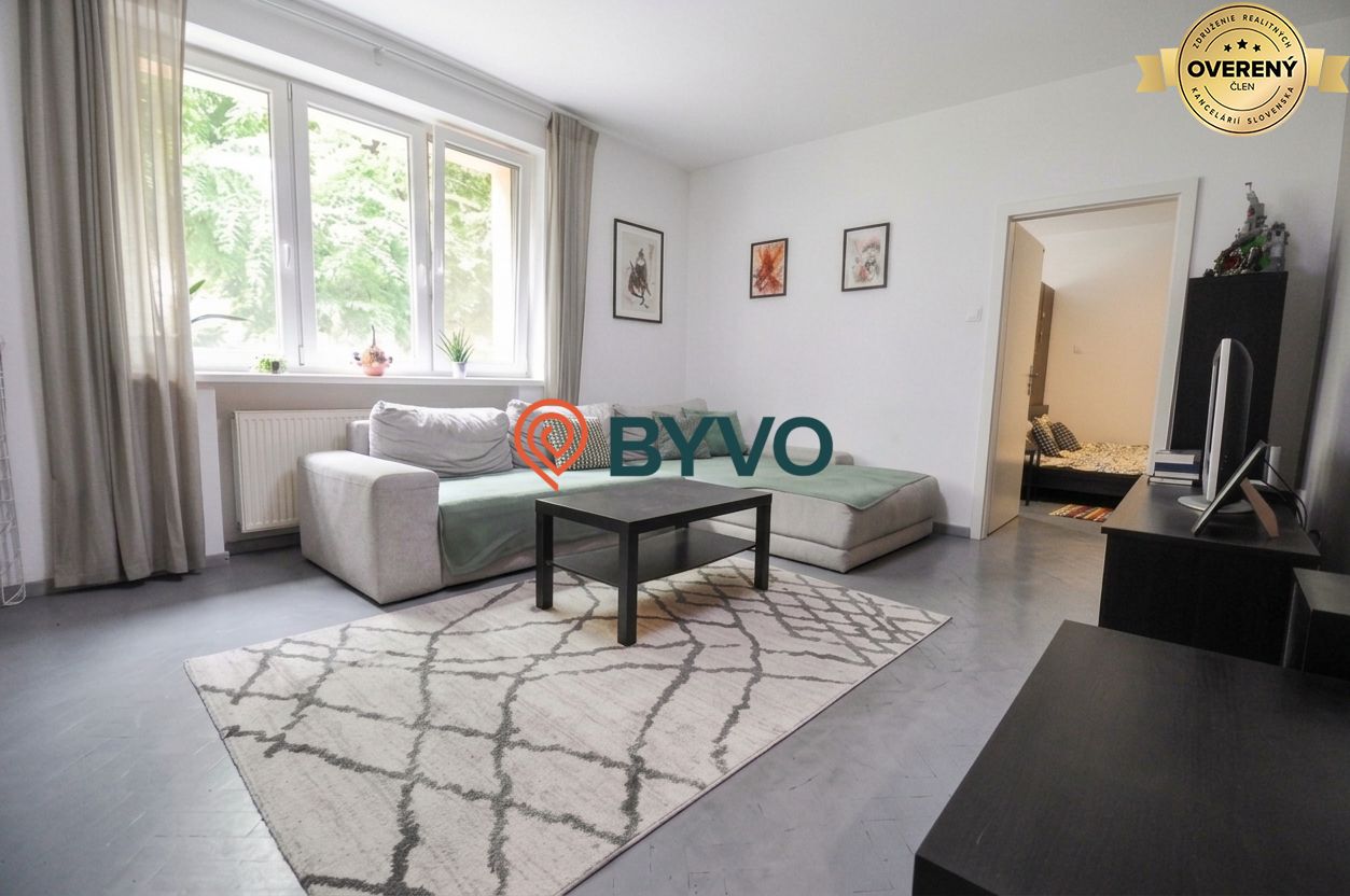 65m² 3‑izbový byt s balkónom (aktuálne 2+1) – Staré Mesto - Nivy – foto 2