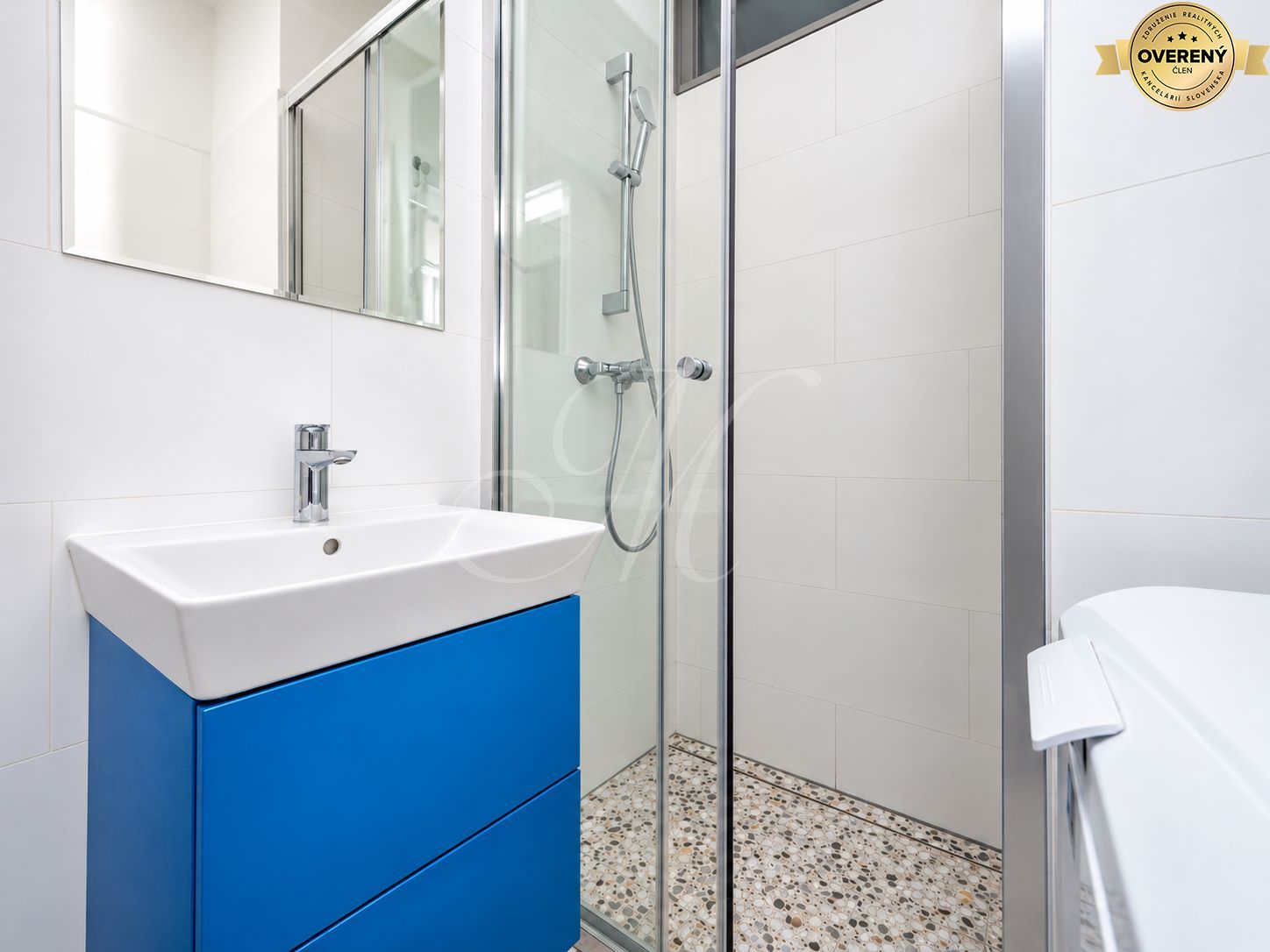 Svetlý 2i byt s balkónom, Staré Mesto – foto 8