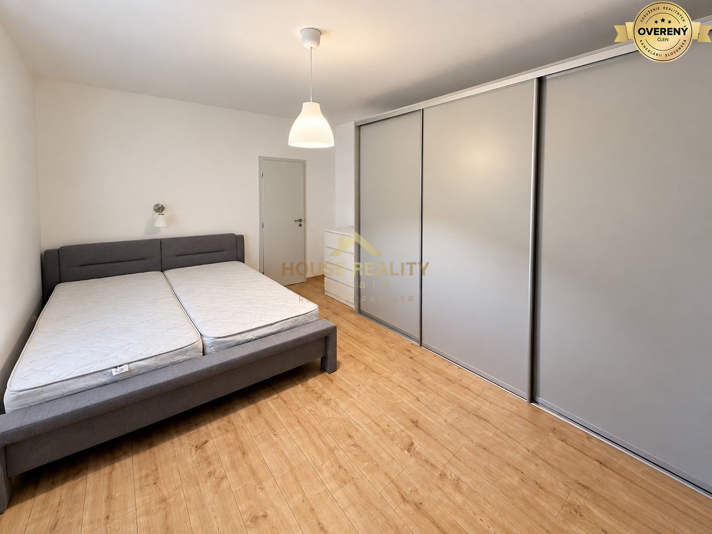 Prenájom 3 izbový byt, Sibírska ulica, Bratislava III. Nové Mesto – foto 4