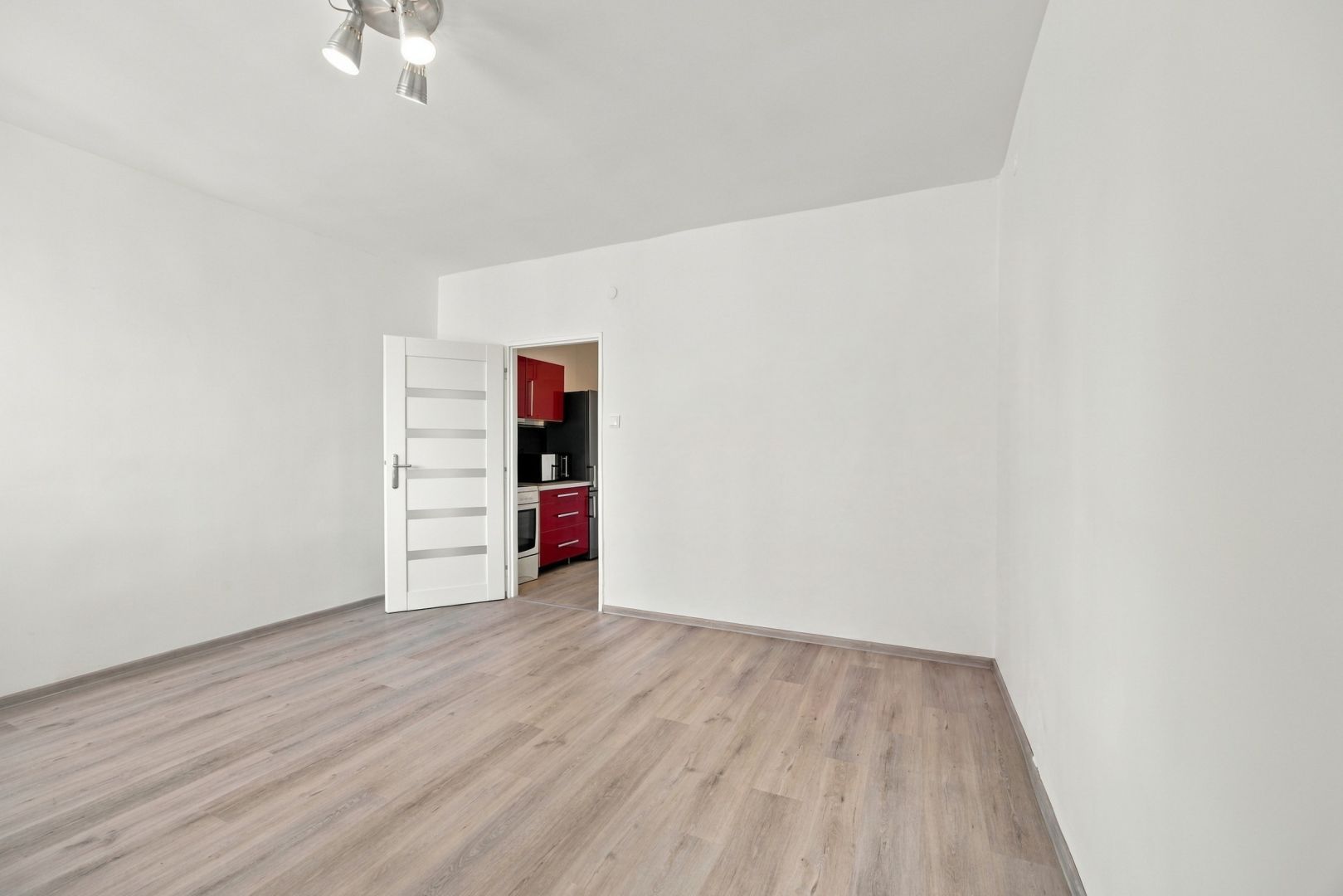 1 izbový byt po kompletnej rekonštrukcii - Hradný kopec – foto 3