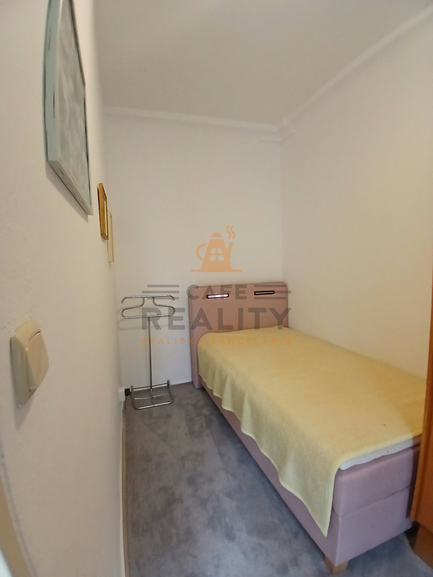 Na predaj 2‑izbový byt s balkónom, Bratislava - Ružinov, Narcisová uli – foto 5
