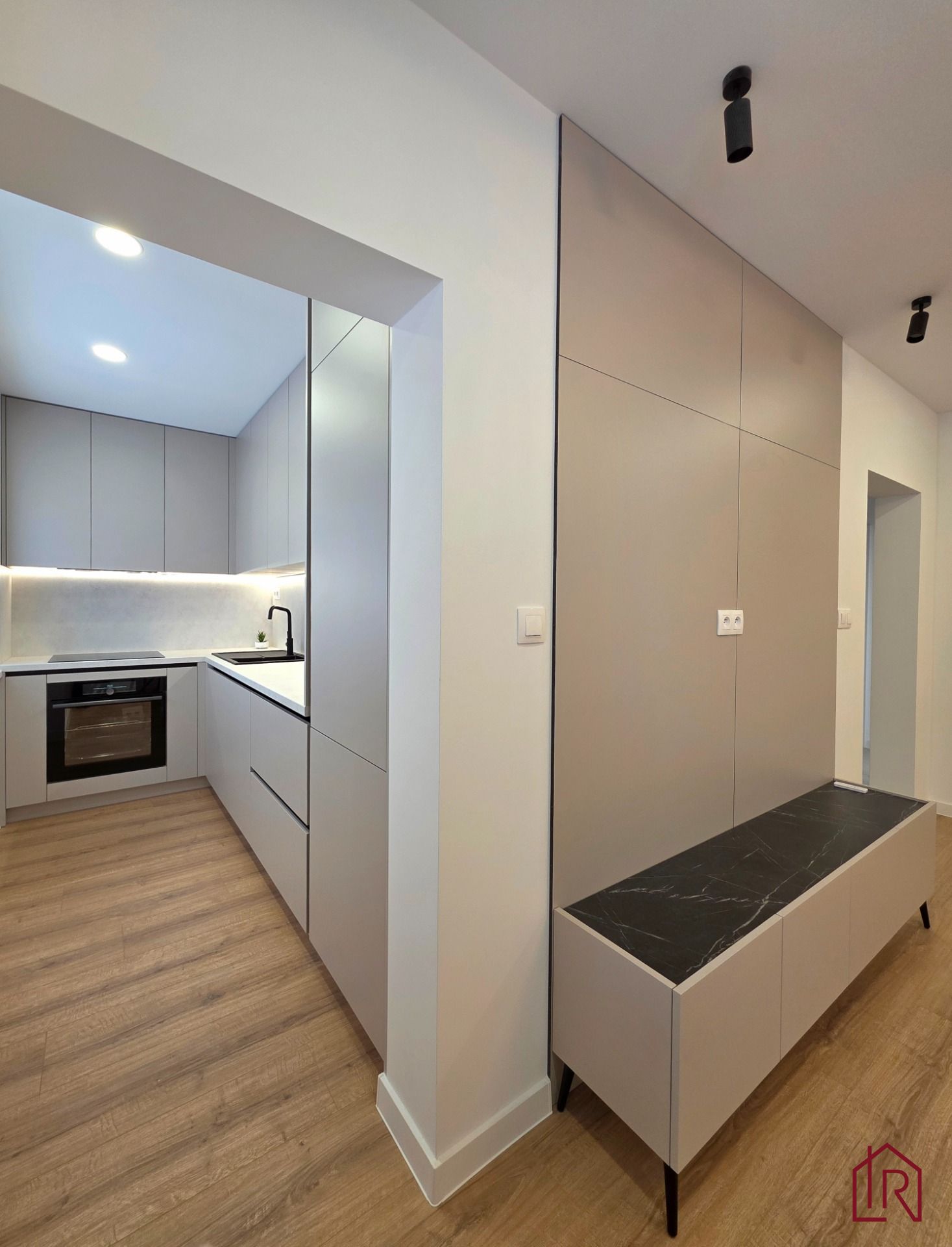 : 3‑izbový byt, Ružínska, zasklený balkón, 66 m2