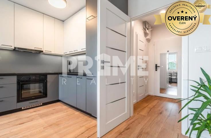 MODERNÝ 2i byt, REKONŠTRUKCIA, KLÍMA,LOGGIA,Gessayova ulica,Petržalka – foto 3
