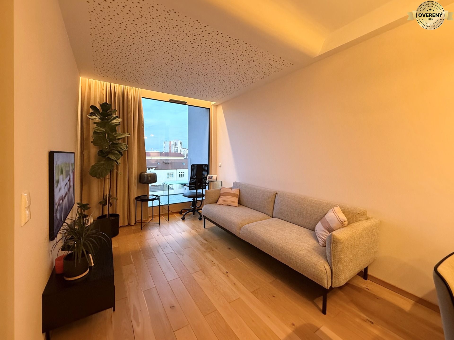 Prémiový byt s loggiou a parkovacím státím v projekte Vajnorská 21 – foto 4