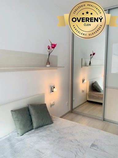 Na predaj 2‑i byt s terasou pri Bratislavskom hrade – foto 10