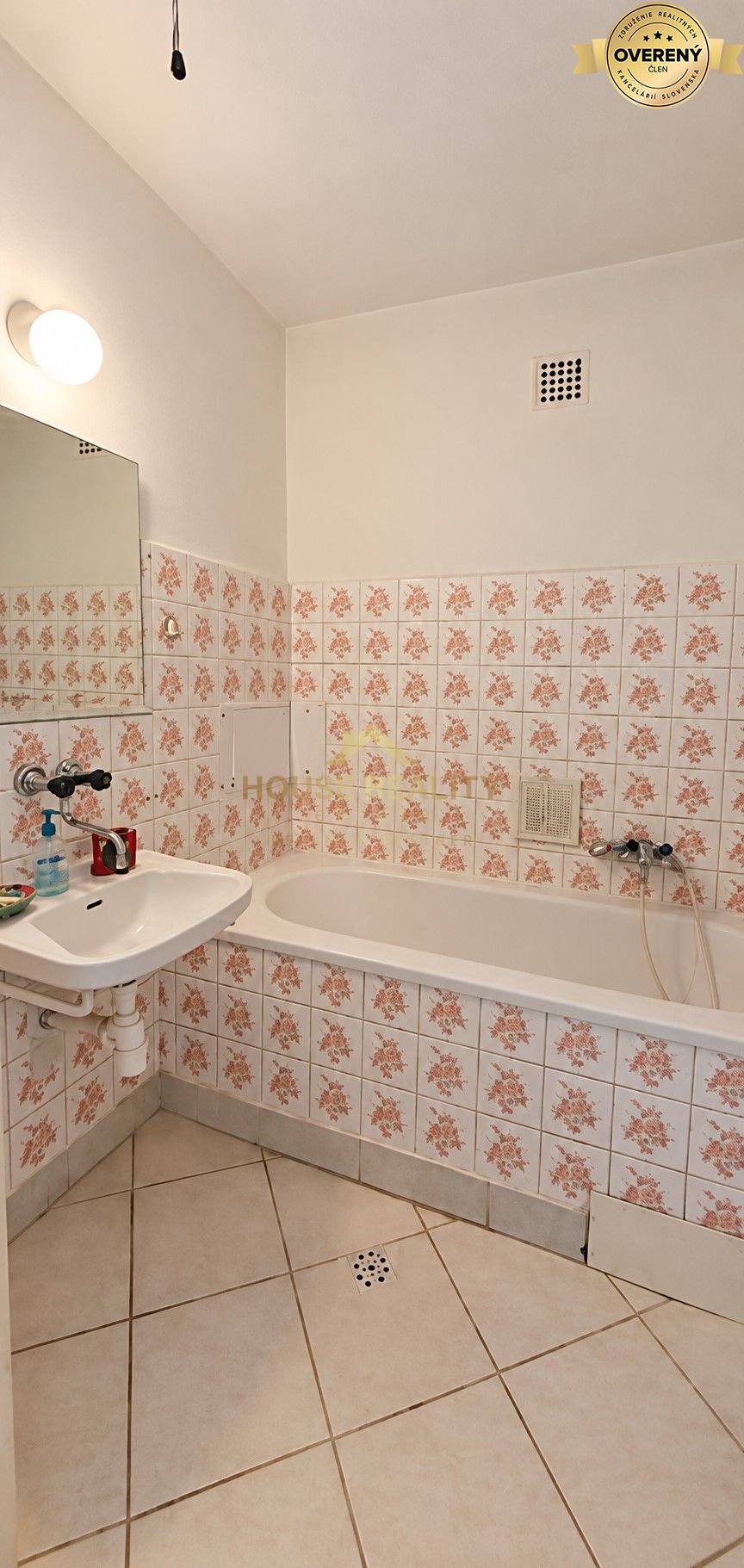 Priestranný tehlový 3 izbový byt + lodžia, Trnavská cesta, BA Ružinov – foto 10