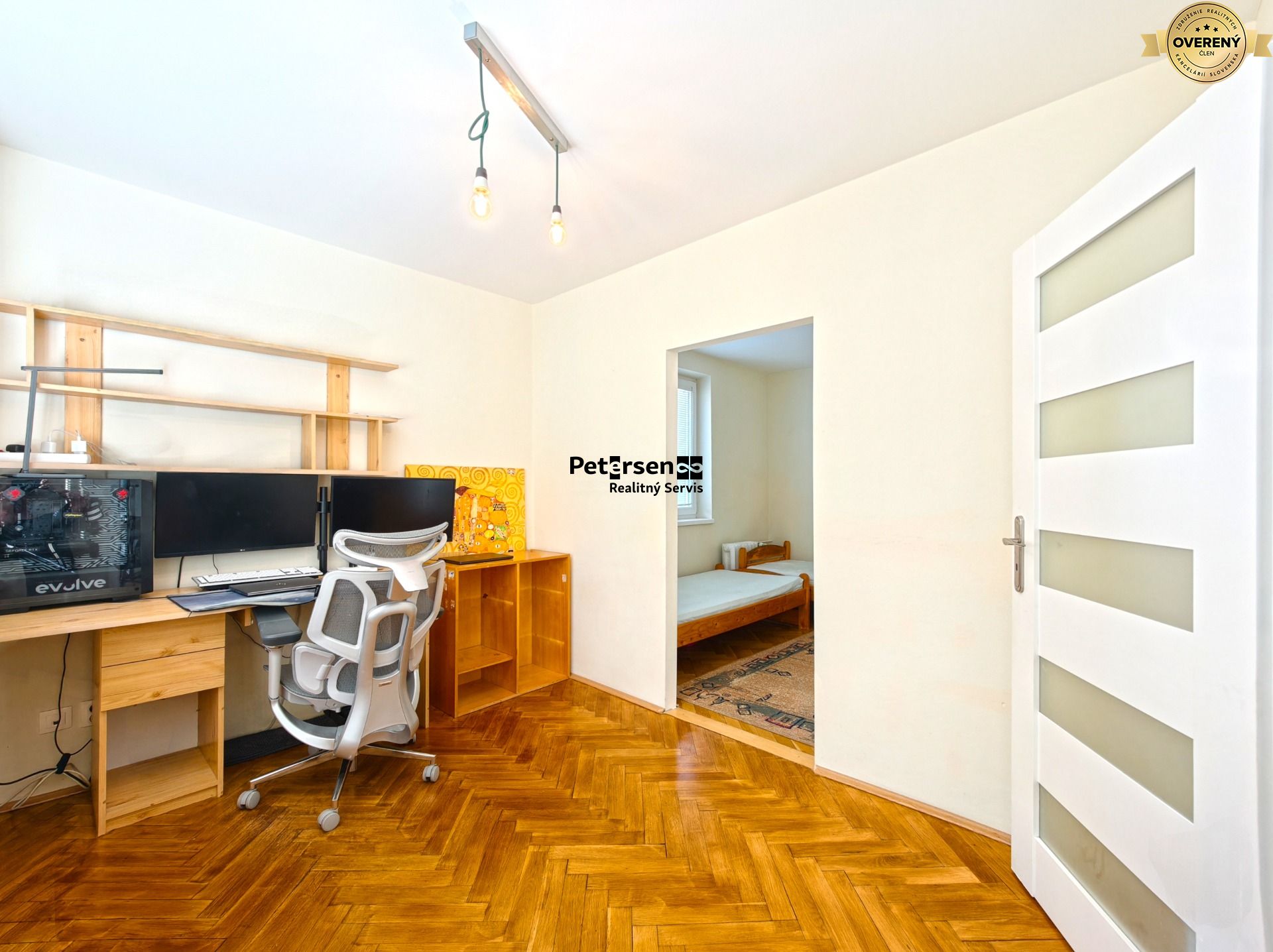 Na predaj priestranný 4‑izbový byt s loggiou, ul. výstavby – foto 8