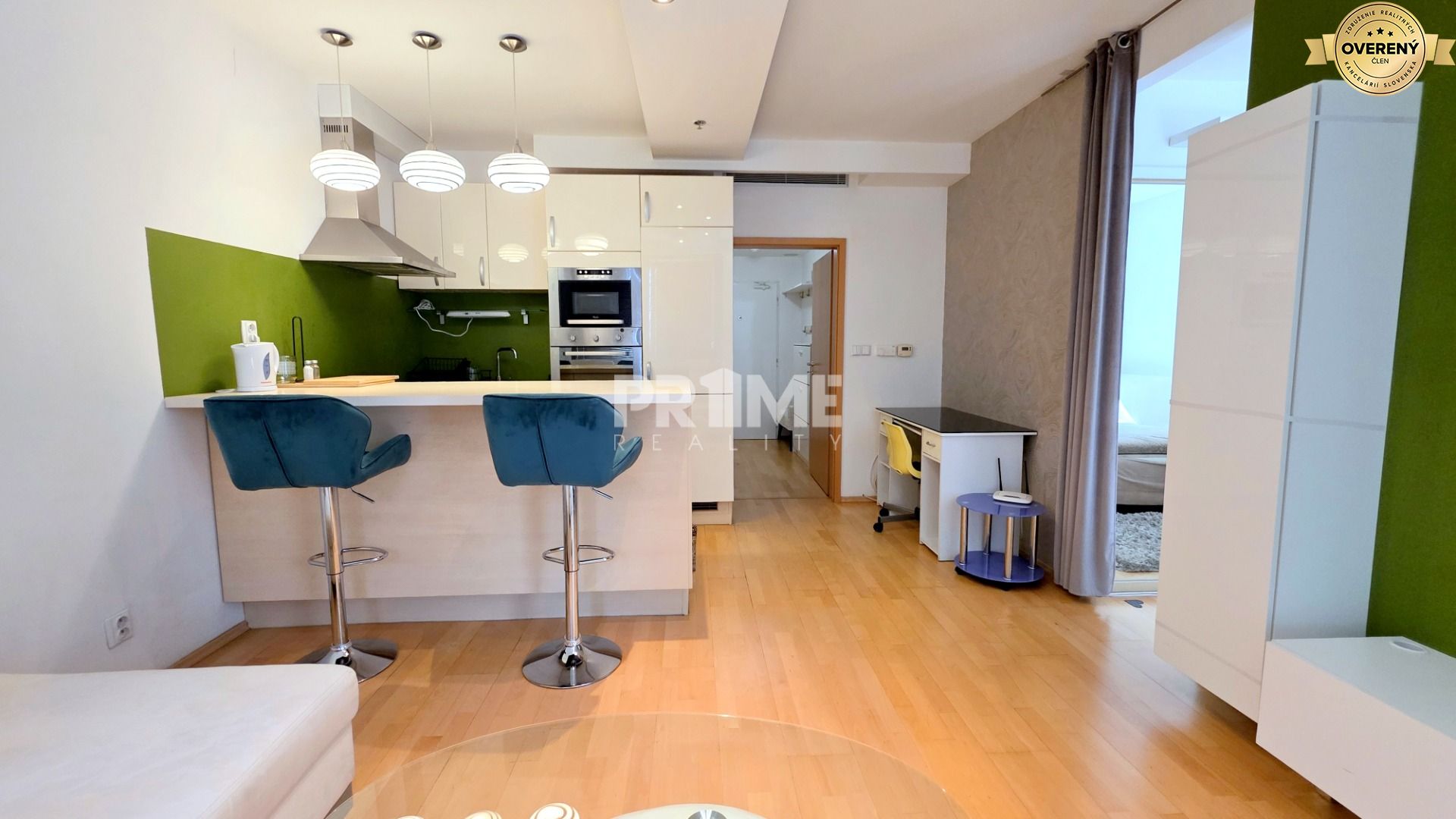 MODERNÝ 2i Apartmán, NOVOSTAVBA, BALKÓN, KLÍMA, Kopčianska ulica – foto 2