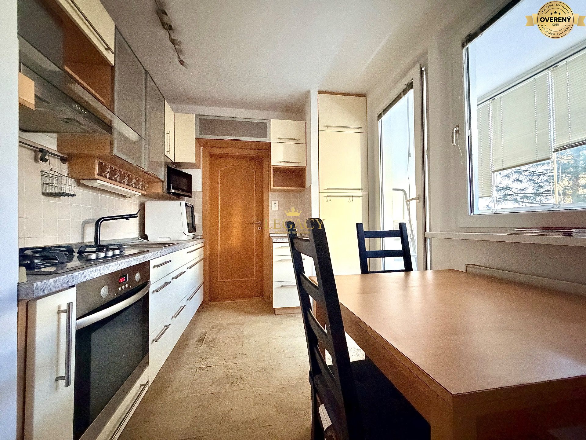 3 izbový byt na začiatku Petržalky – foto 2