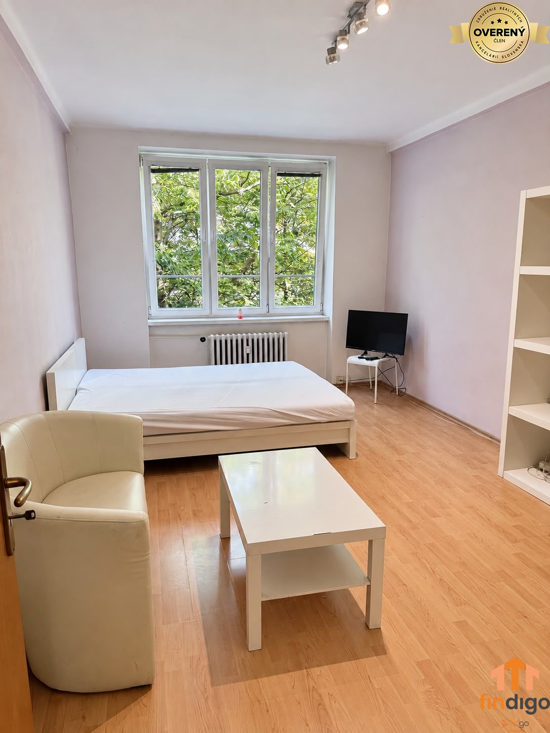 1‑izbový byt s balkónom do zelene, Bukureštská – Staré Mesto – foto 4
