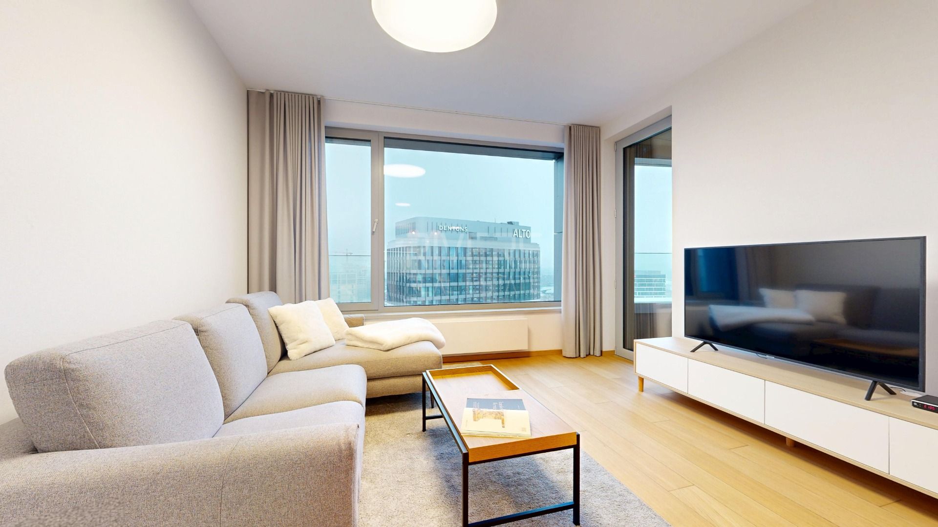 SKY PARK | 2‑izbový byt s lodžiou na 20. poschodí – foto 3