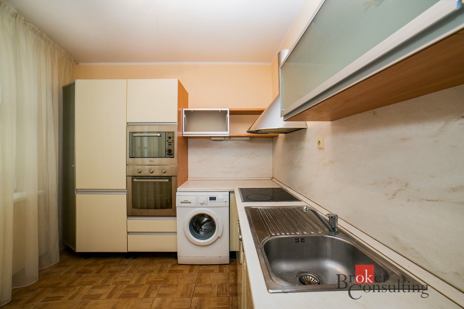 Priestranný 3‑izbový byt s terasou pri Bratislavskom hrade – foto 2