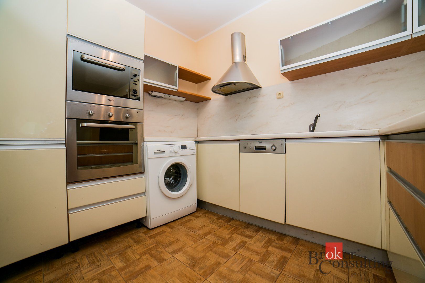 Priestranný 3‑izbový byt s terasou pri Bratislavskom hrade – foto 4