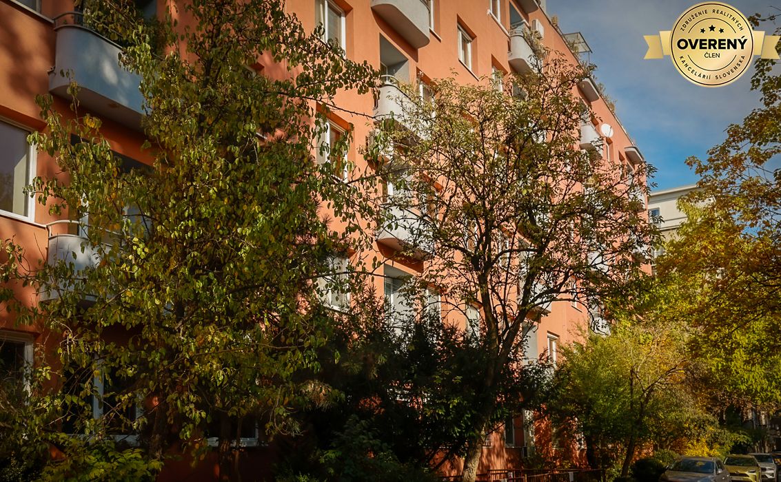 Byt na Krížnej: 3,5 izby po kompletnej rekonštrukcii – foto 3