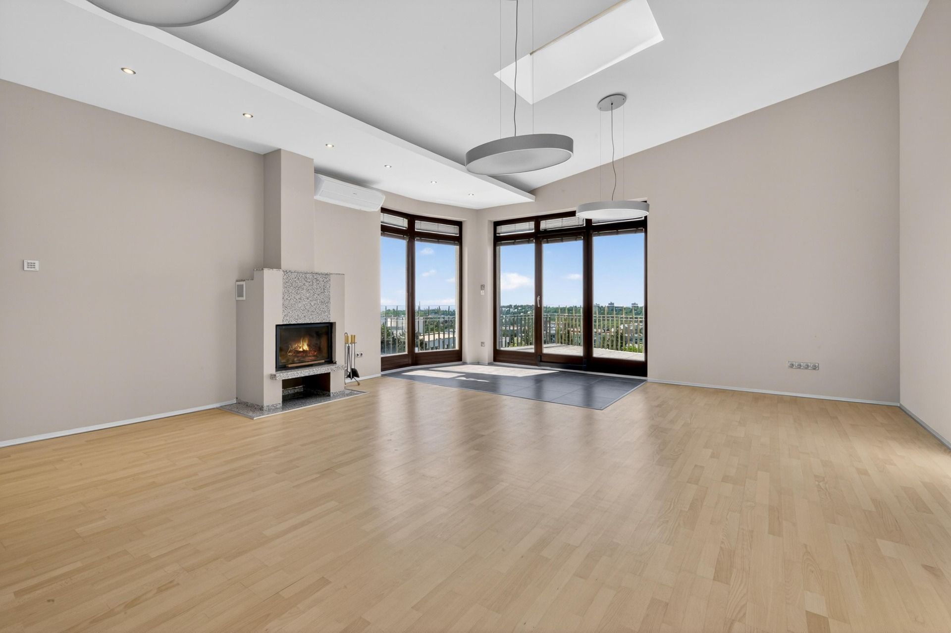 ,Predaj 3 izbový priestranný byt,156 m2, Kramáre, výhľad, BA III