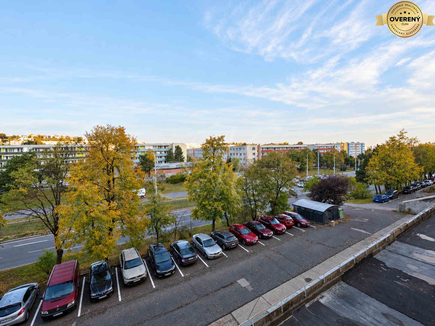 Zrekonštruovaný 1i byt s veľkou loggiou, Karlova Ves – foto 3