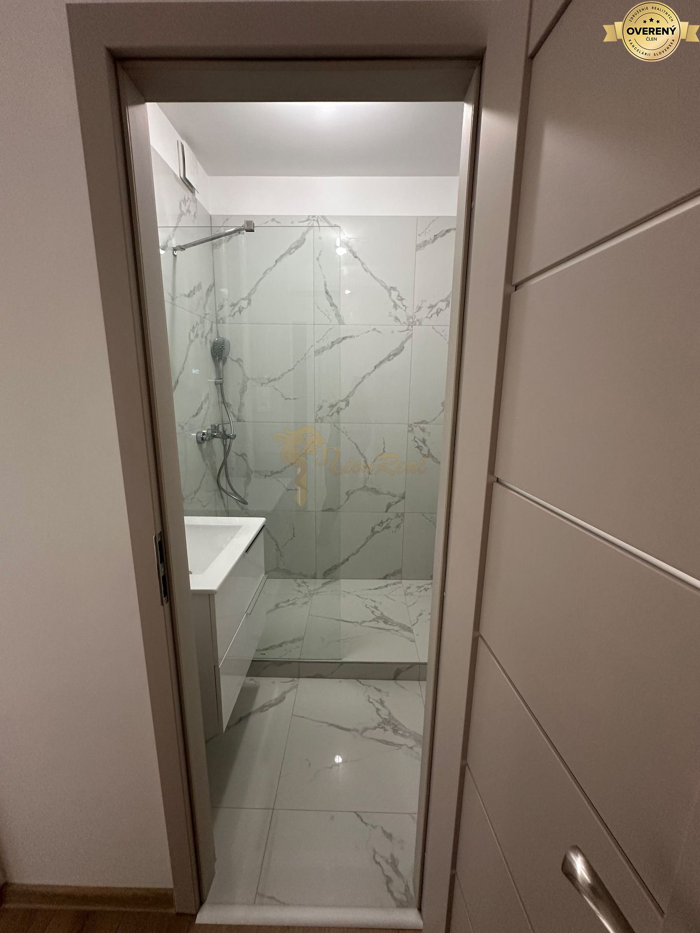 2‑izb. byt, Galbavého, Dúbravka, kompletná rekonštrukcia – foto 8