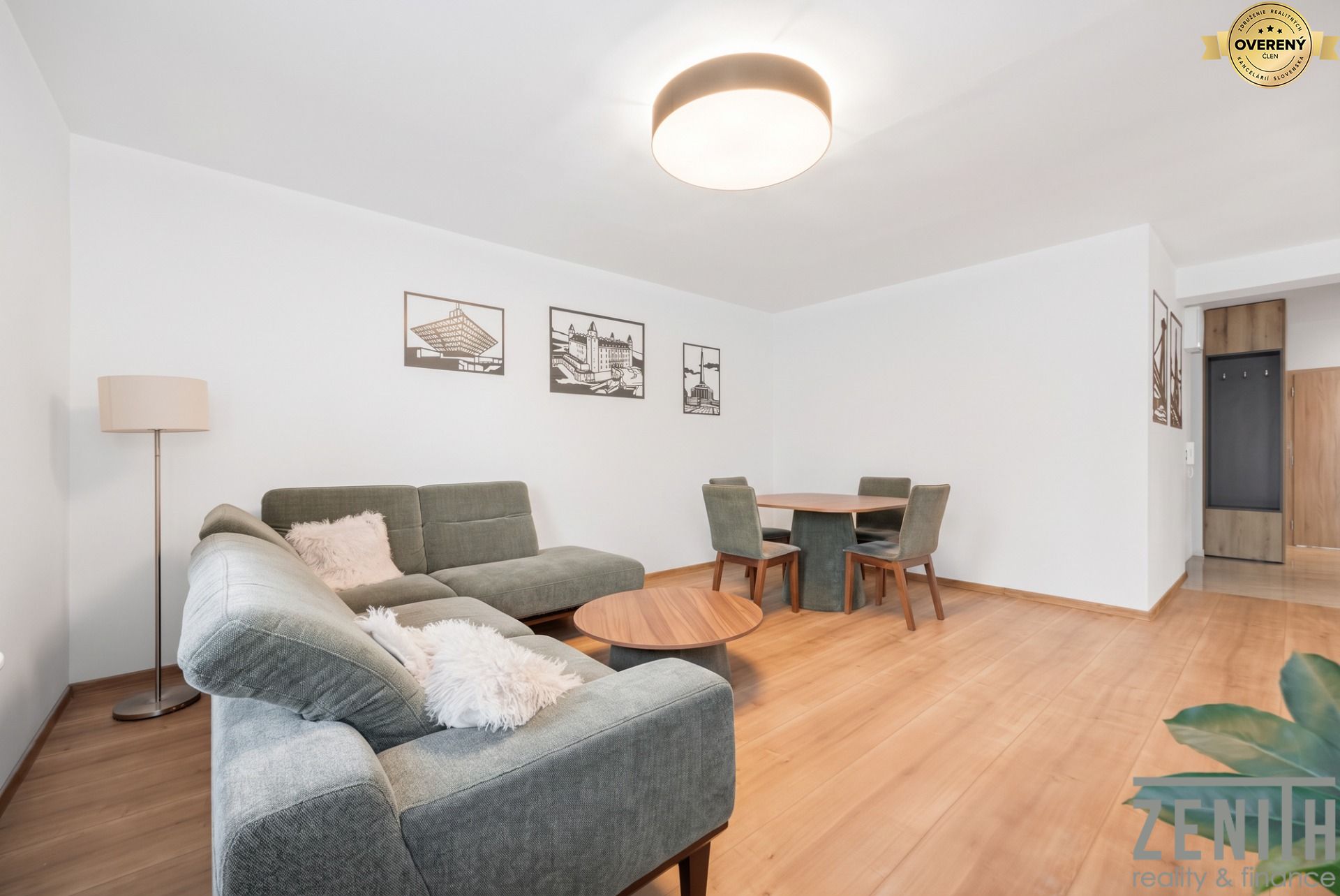 Nadštandardný 3‑izbový byt s dvoma balkónmi a garážovým parkovaním – foto 5