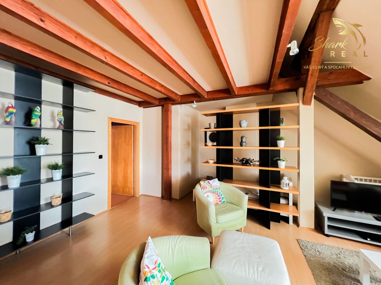 160 m² v podkroví | Absolútne centrum | Grosslingo – foto 8