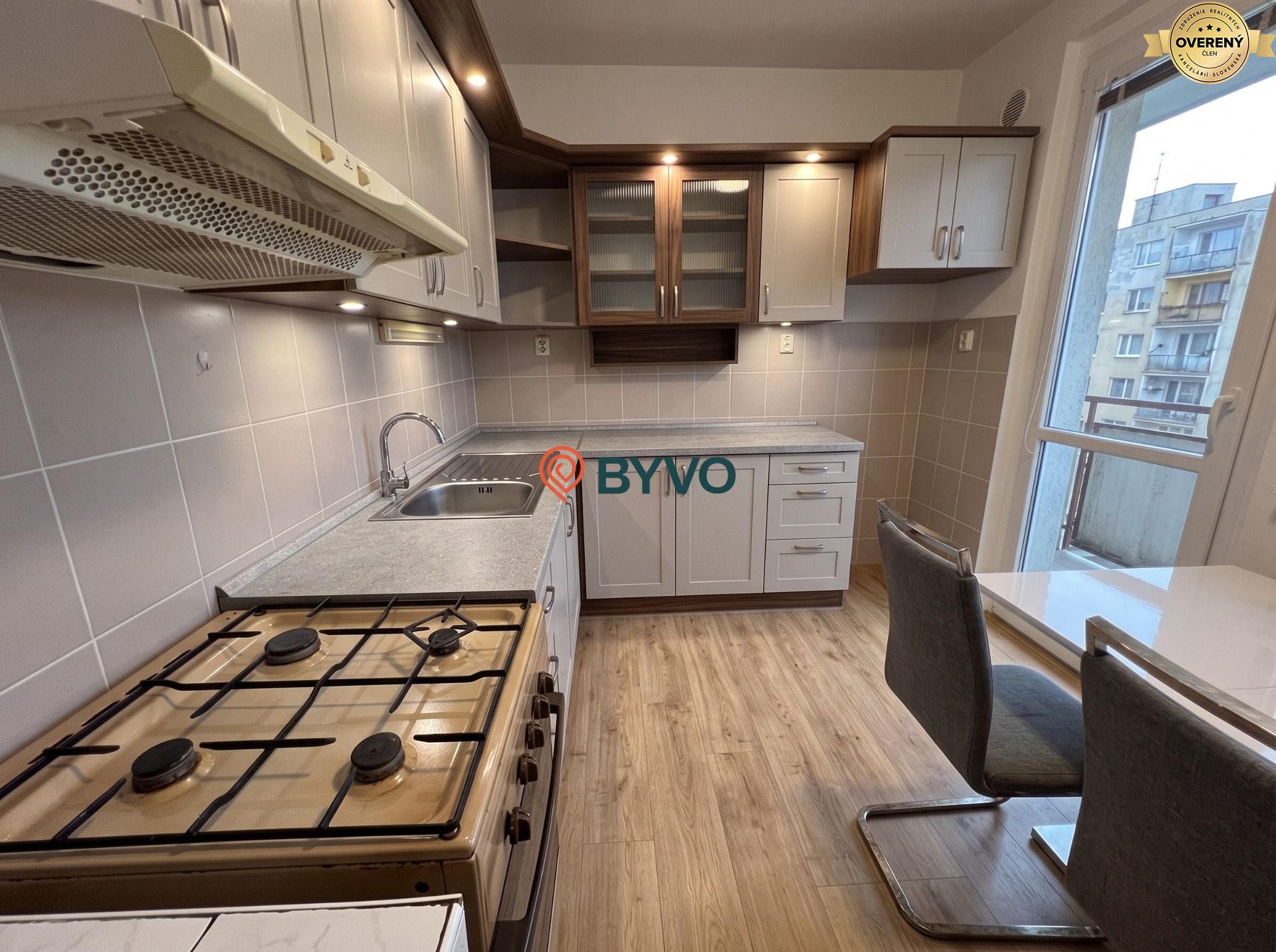 3 izb. zrekonštruovaný moderný byt v Podunajských Biskupiciach – foto 3